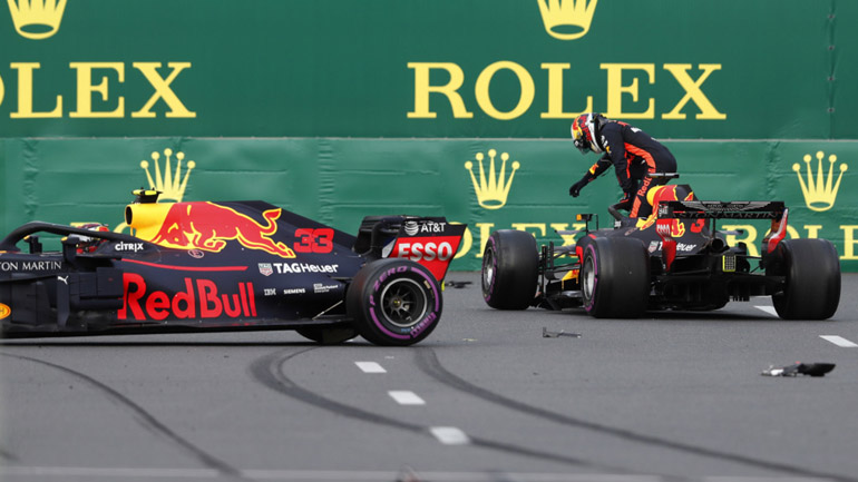 Σε απολογία κλήθηκαν οι Ricciardo και Verstappen